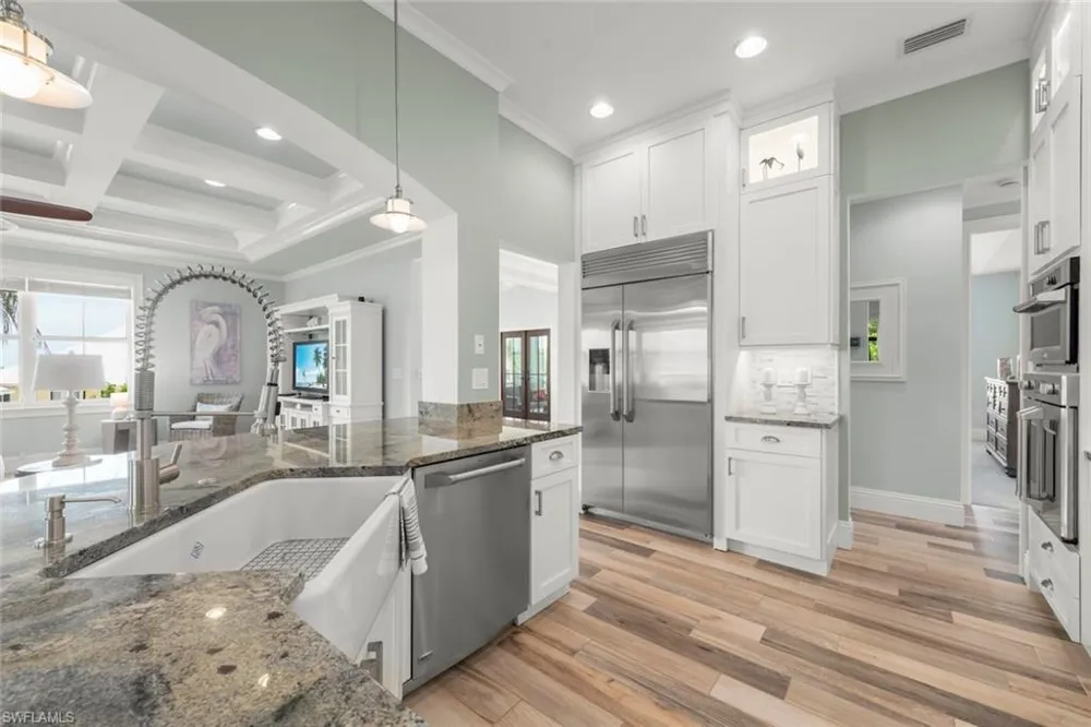 1114 Seagrape Lane Sanibel, FL 33957