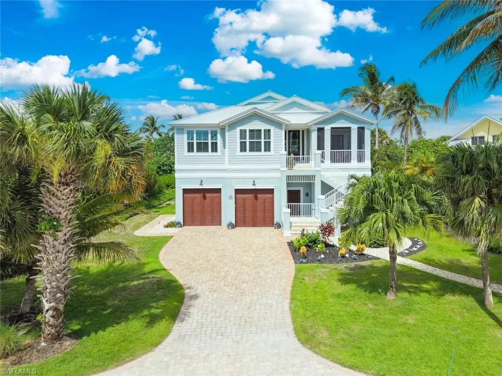 1114 Seagrape Lane Sanibel, FL 33957