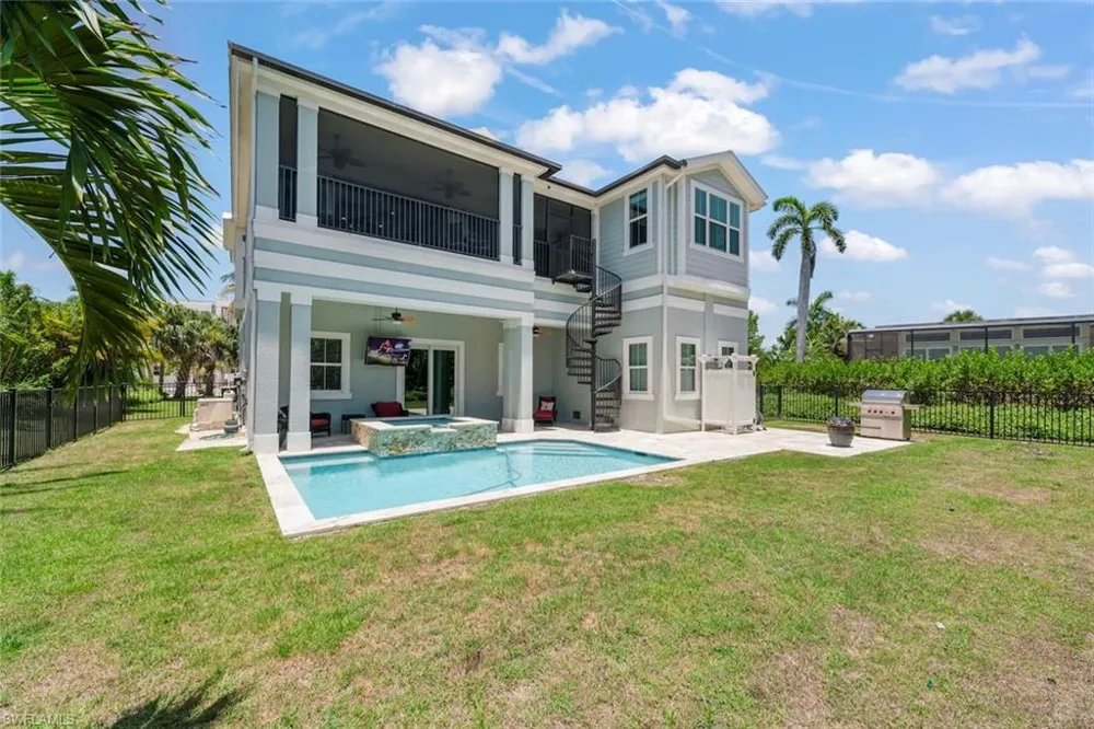 1114 Seagrape Lane Sanibel, FL 33957