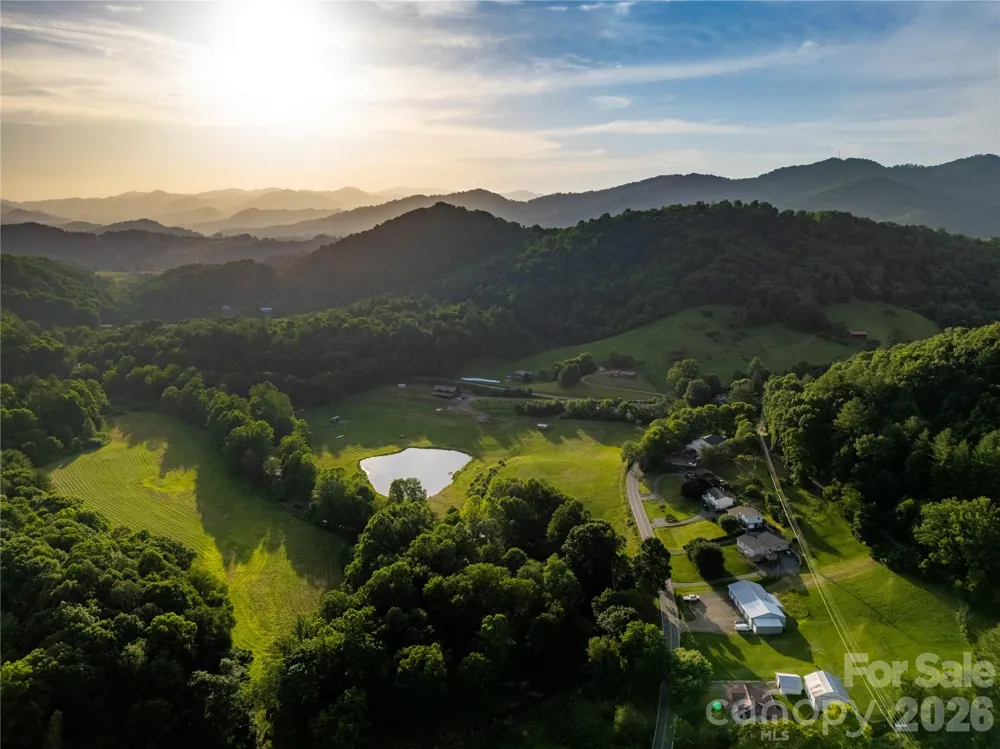 793 State Highway 197 South Burnsville, NC 28714