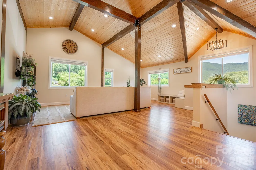 793 State Highway 197 South Burnsville, NC 28714