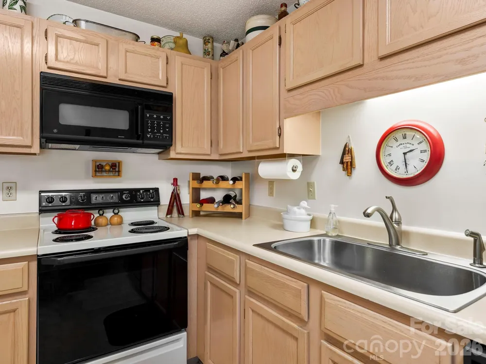 2903 Sagamore Lane Asheville, NC 28806