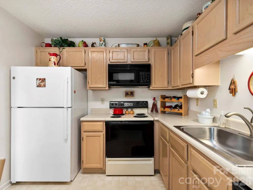 2903 Sagamore Lane Asheville, NC 28806