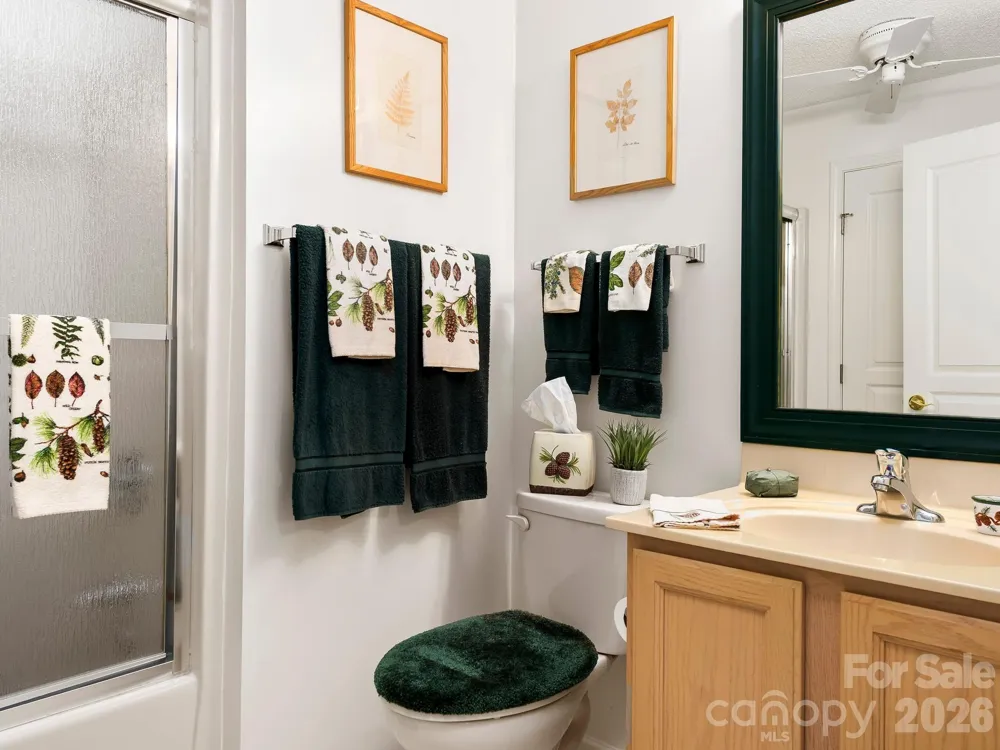 2903 Sagamore Lane Asheville, NC 28806