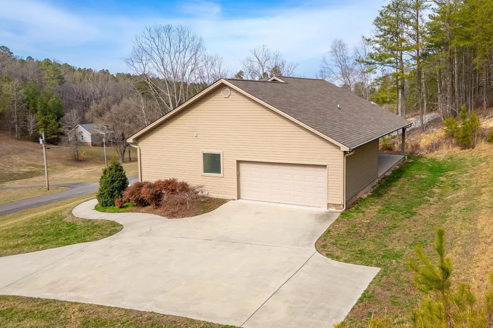1533 Eads Bluff Road NW Georgetown, TN 37336