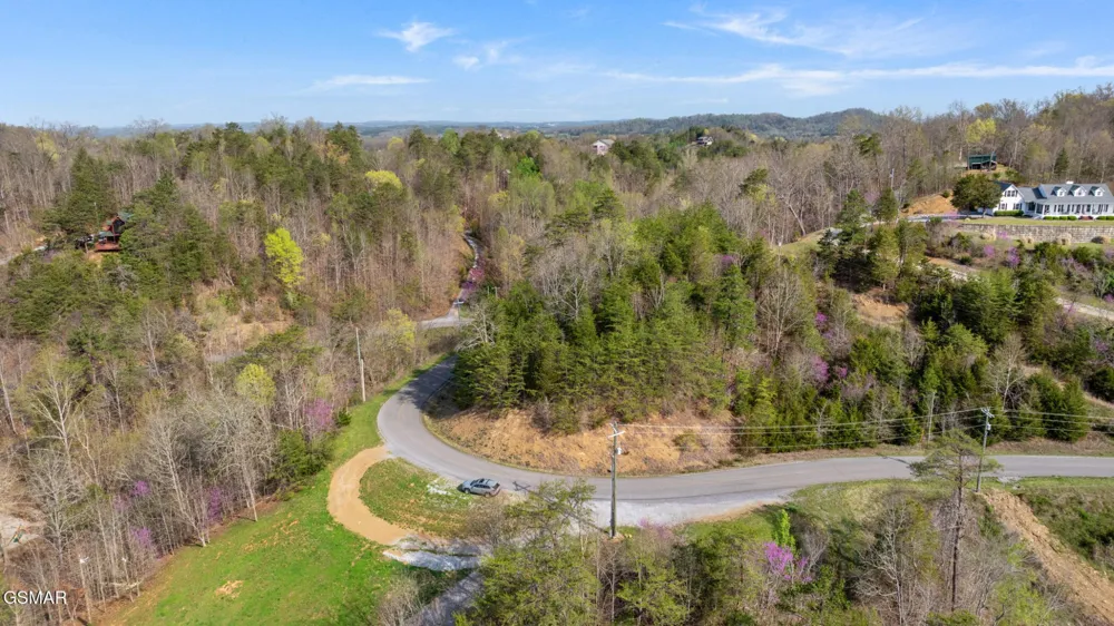 2 Caywood Road Dandridge, TN 37725