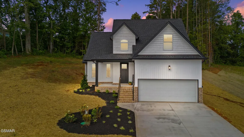 340 Battlefield Drive Dandridge, TN 37725