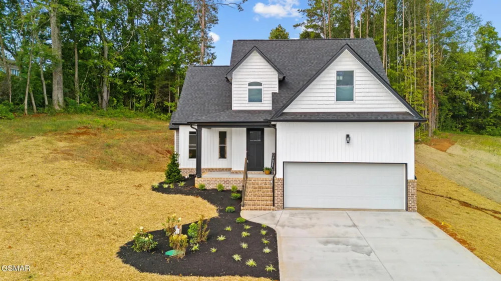 340 Battlefield Drive Dandridge, TN 37725