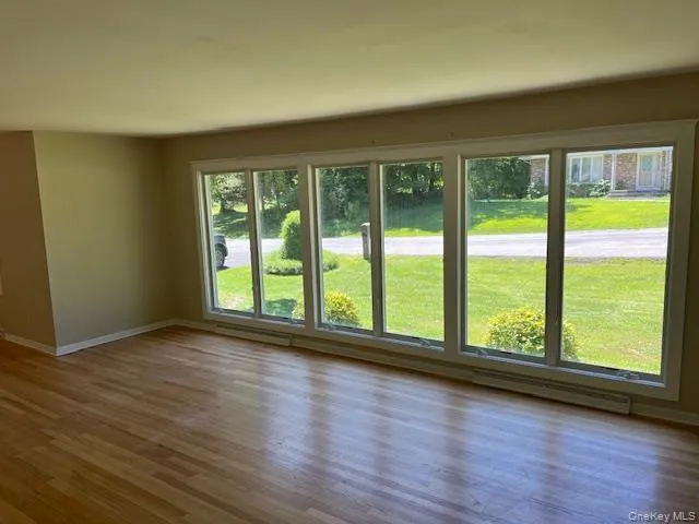 20 Hawxhurst Road Monroe, NY 10950