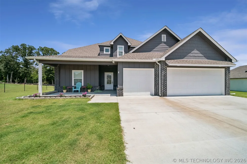 18983 Round Mountain Road Catoosa, OK 74015
