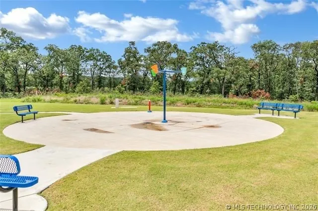 18983 Round Mountain Road Catoosa, OK 74015