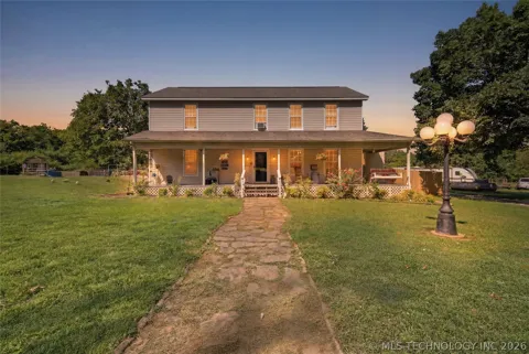 1871 194th Street W
