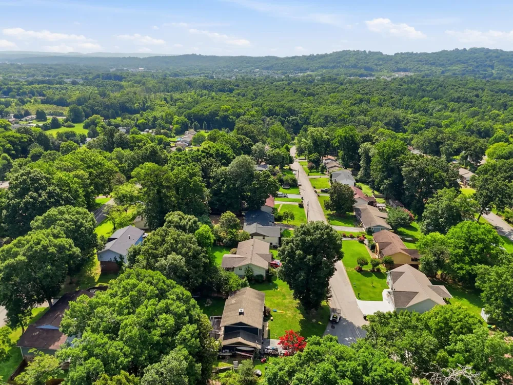 907 Wesley Drive Hixson, TN 37343