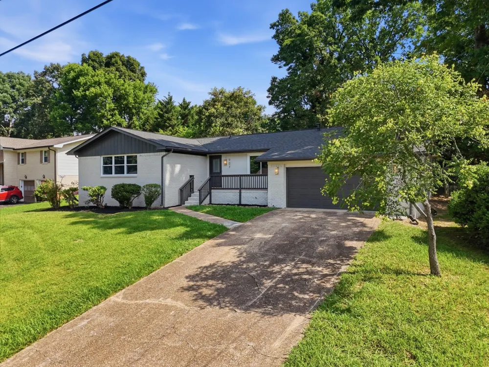 907 Wesley Drive Hixson, TN 37343