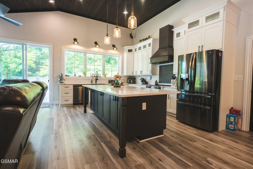 622 Earls Hollow Road Speedwell, TN 37870