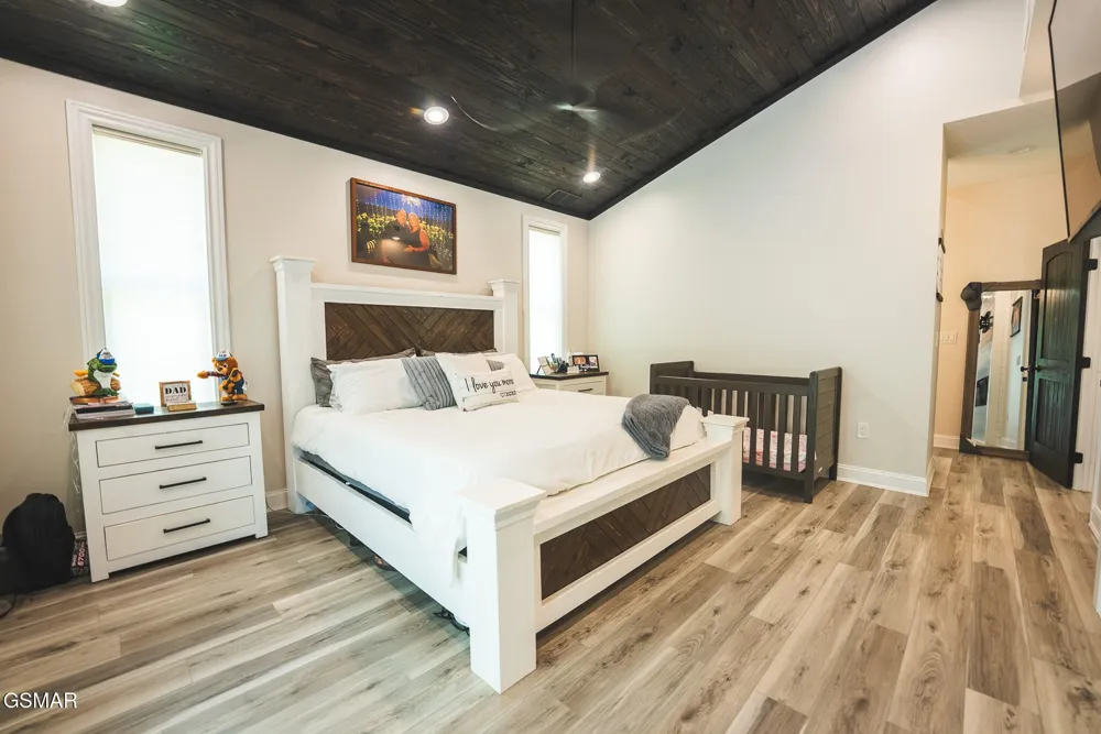 622 Earls Hollow Road Speedwell, TN 37870