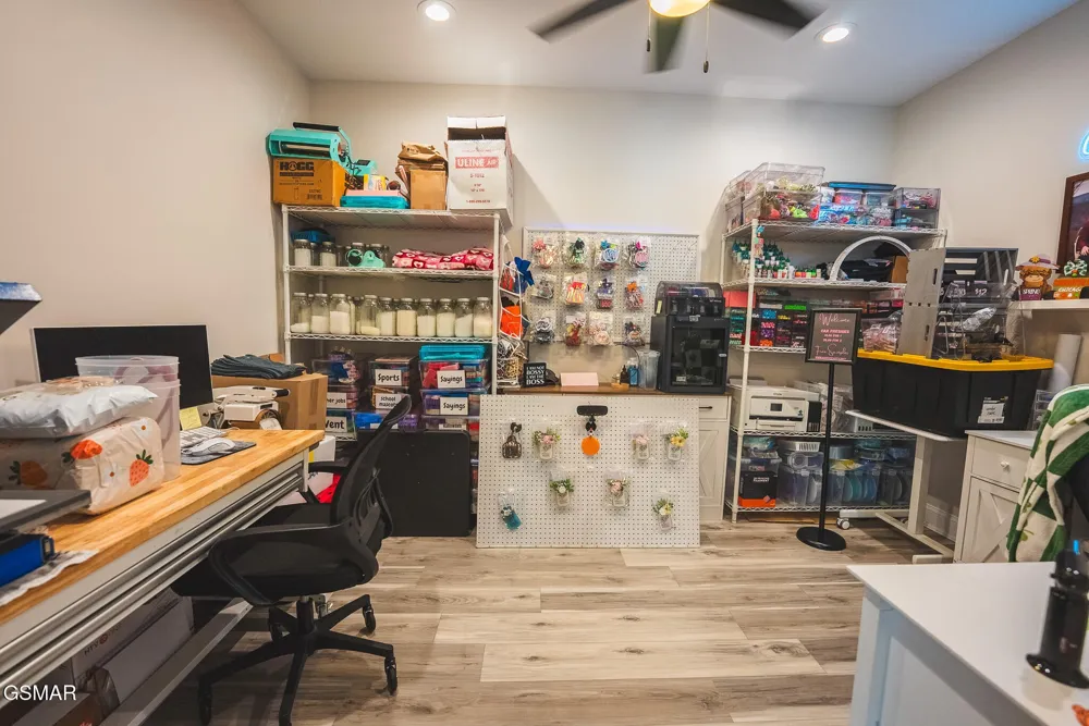 622 Earls Hollow Road Speedwell, TN 37870