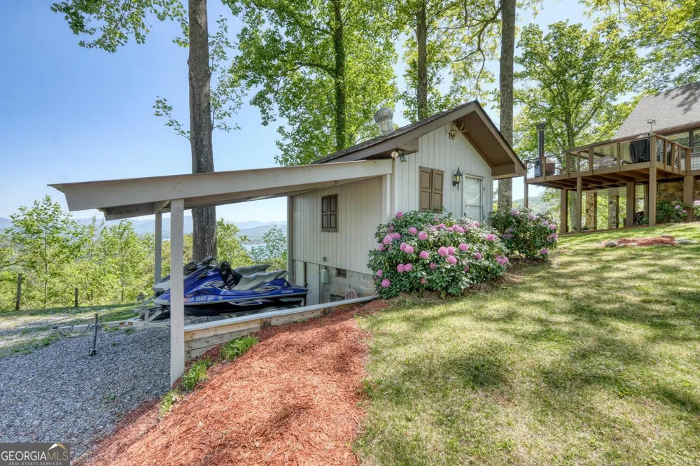 980 Mining Gap TRL Young Harris, GA 30582