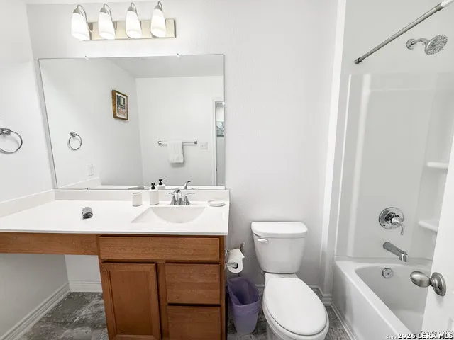 3363 Old Almonte San Antonio, TX 78224