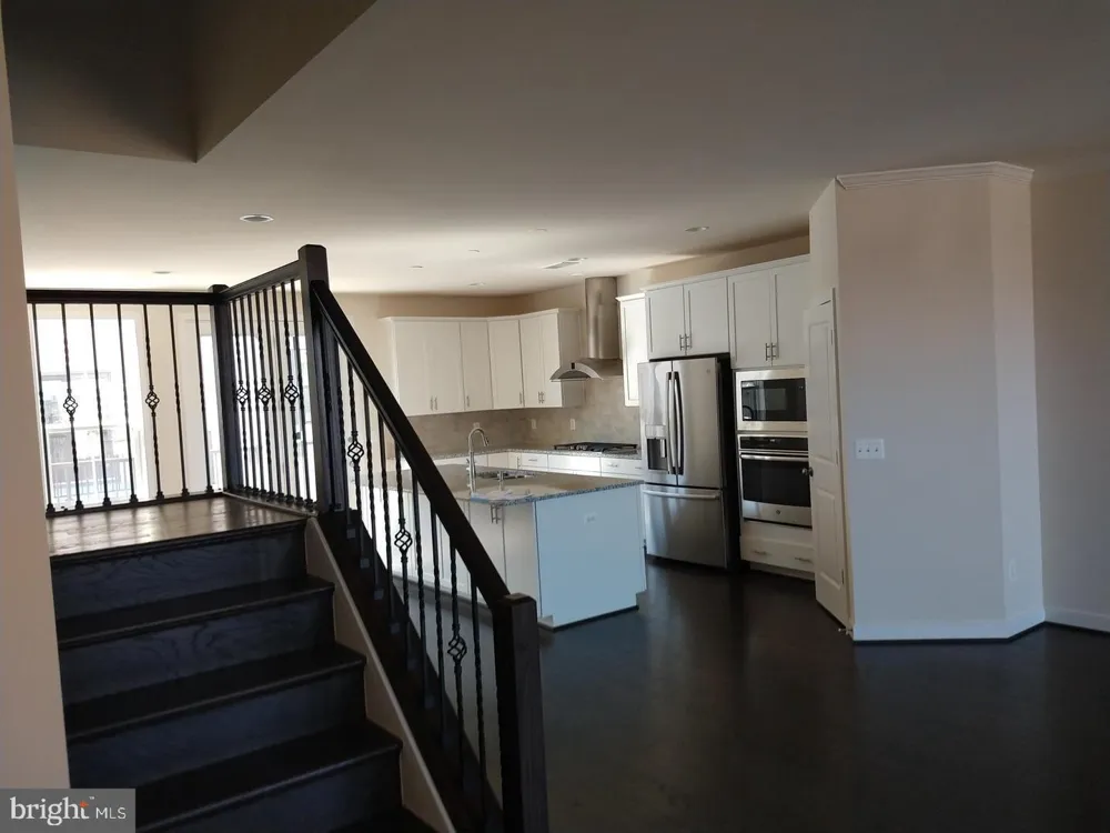 42287 CRAWFORD TERRACE Brambleton, VA 20148