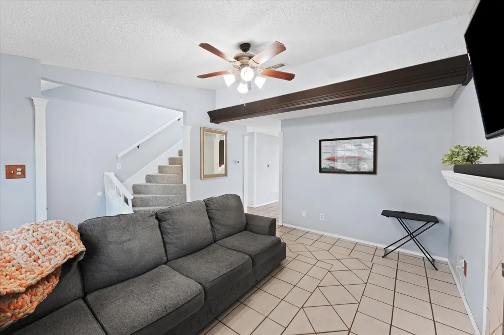 5431 Kings Manor Drive Lake Dallas, TX 75065