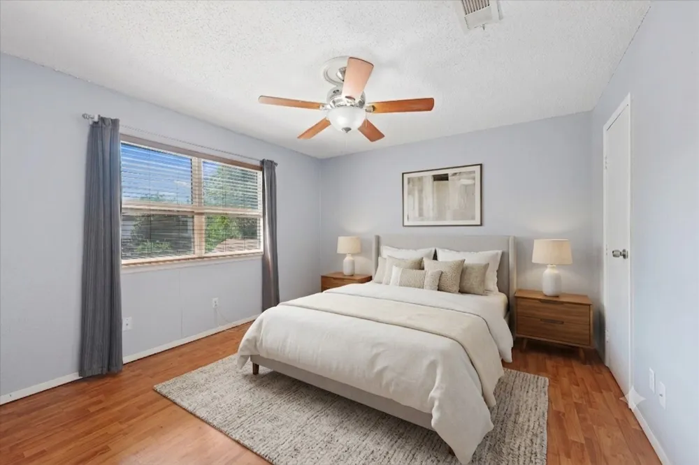 5431 Kings Manor Drive Lake Dallas, TX 75065