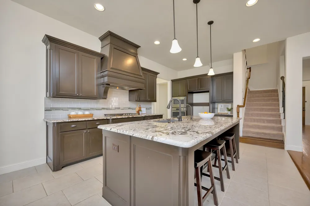 1052 Highpoint Way Roanoke, TX 76262