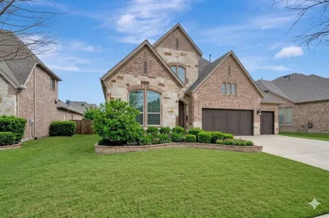 1052 Highpoint Way