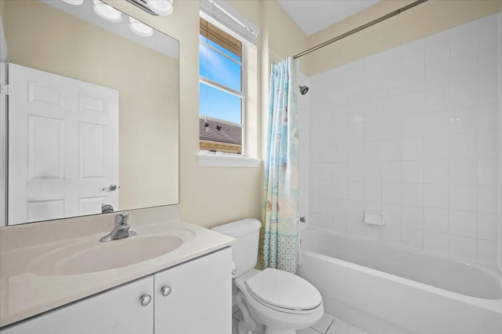 127 Greenwich Circle Jupiter, FL 33458