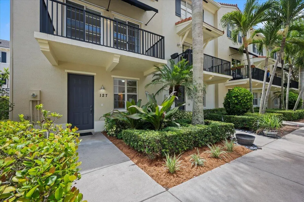 127 Greenwich Circle Jupiter, FL 33458