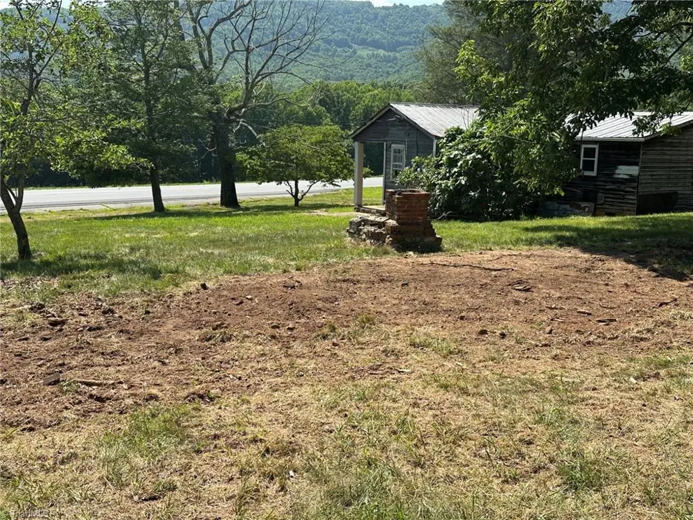 4188 US Highway 21 Thurmond, NC 28683