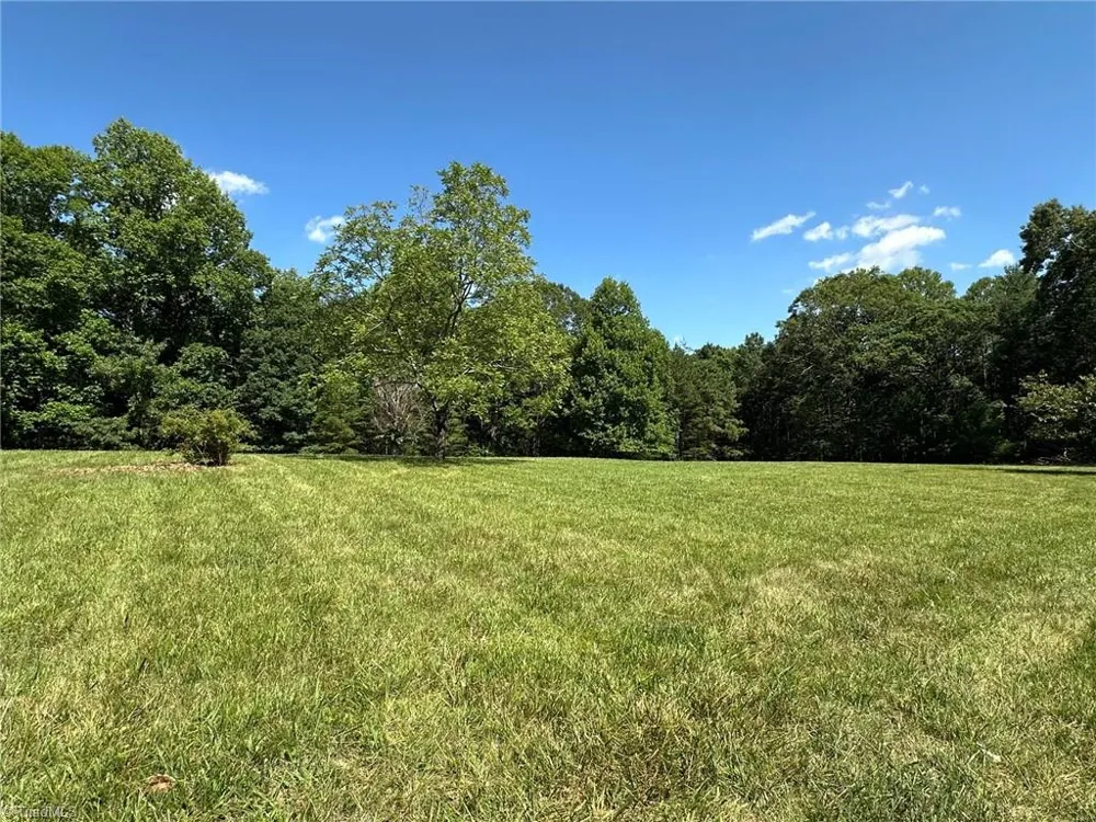 4188 US Highway 21 Thurmond, NC 28683