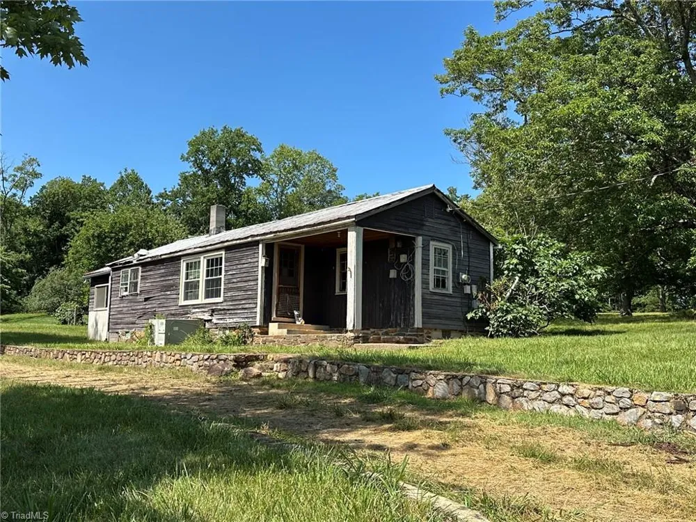 4188 US Highway 21 Thurmond, NC 28683