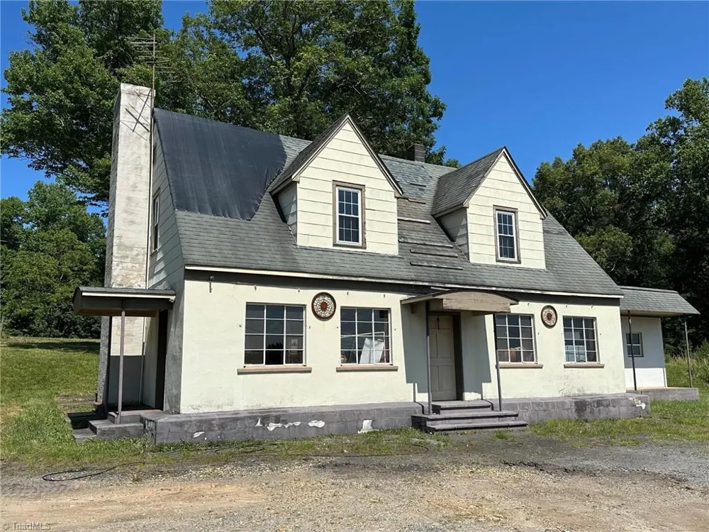 4188 US Highway 21 Thurmond, NC 28683
