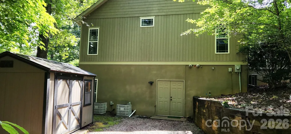 100 Hannah Drive Mill Spring, NC 28756