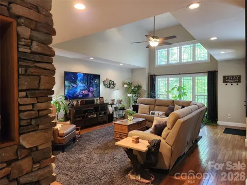 100 Hannah Drive