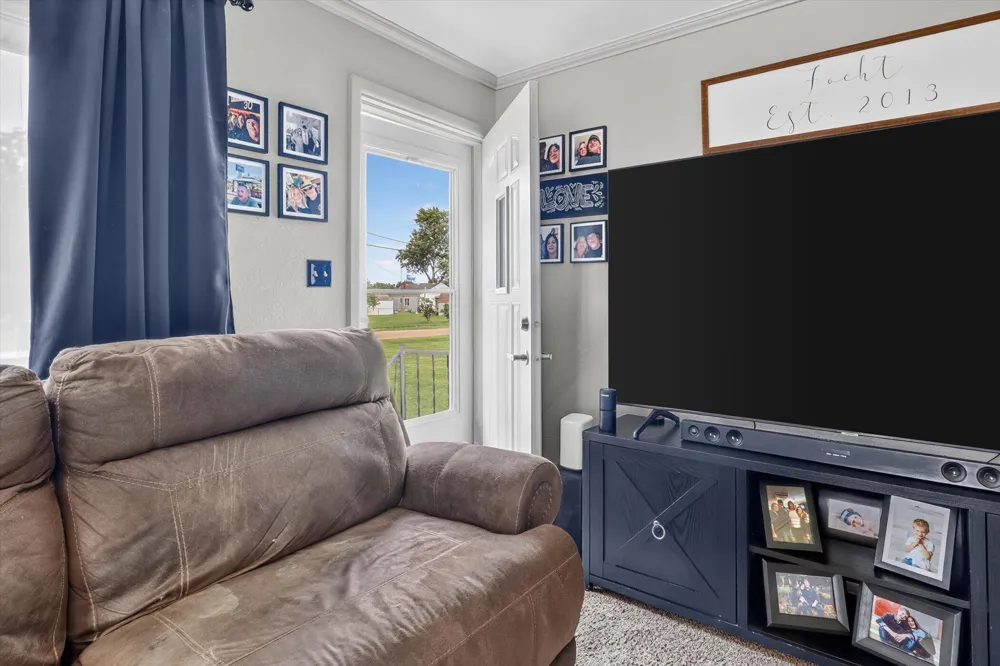 68958 Claire Street Edwardsburg, MI 49112