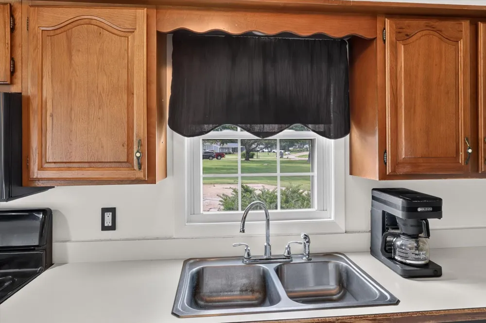 68958 Claire Street Edwardsburg, MI 49112