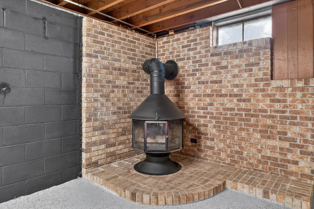 68958 Claire Street Edwardsburg, MI 49112