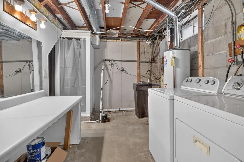 68958 Claire Street Edwardsburg, MI 49112