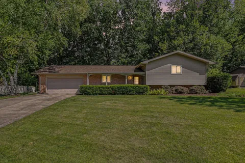 3051 Bluffwood Place