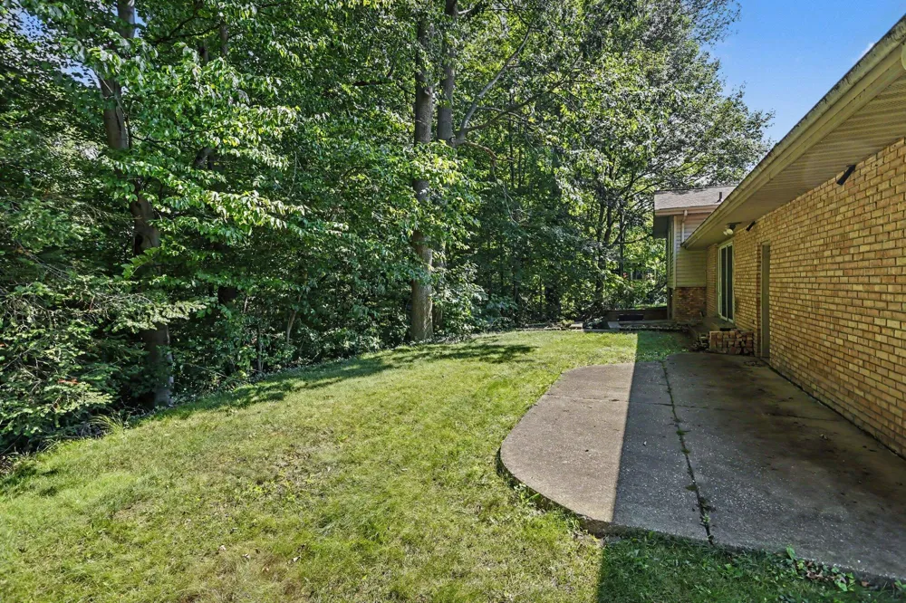 3051 Bluffwood Place St. Joseph, MI 49085