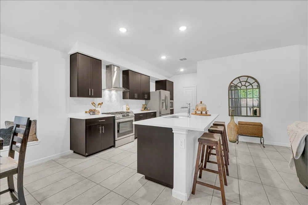 317 Rock Sparrow Lane Alvarado, TX 76009