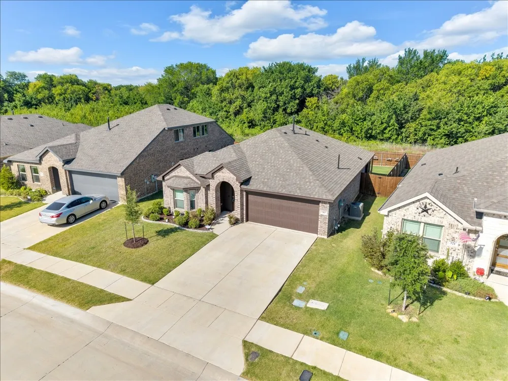 317 Rock Sparrow Lane Alvarado, TX 76009