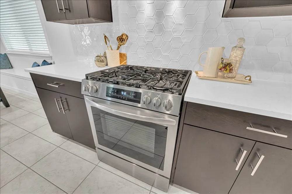 317 Rock Sparrow Lane Alvarado, TX 76009