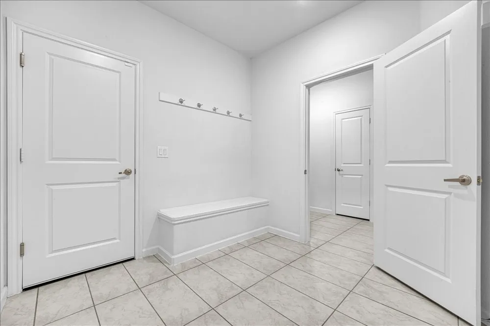 317 Rock Sparrow Lane Alvarado, TX 76009
