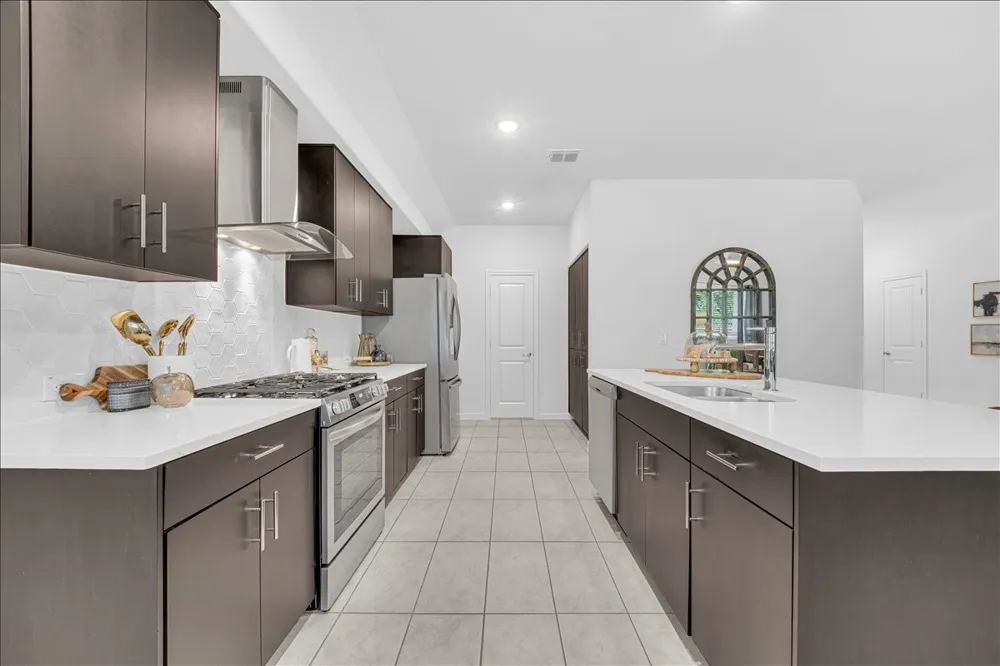 317 Rock Sparrow Lane Alvarado, TX 76009