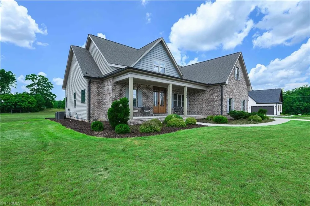 1144 Haynes Road Summerfield, NC 27358