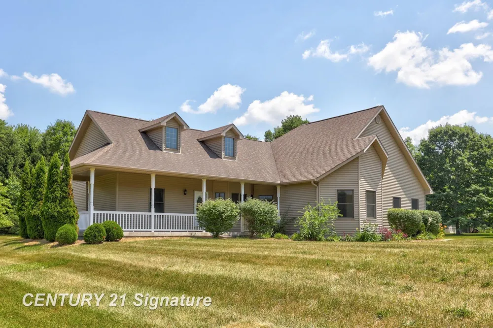 8605 Dixie Highway Birch Run Township, MI 48415