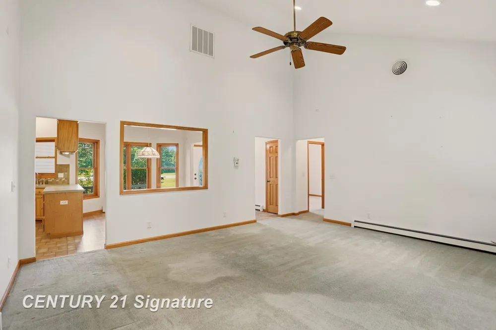 8605 Dixie Highway Birch Run Township, MI 48415